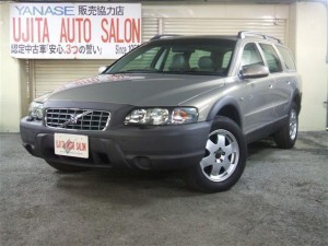 ボルボ｜XC70｜2.5T AWD｜本革｜サンルーフ
