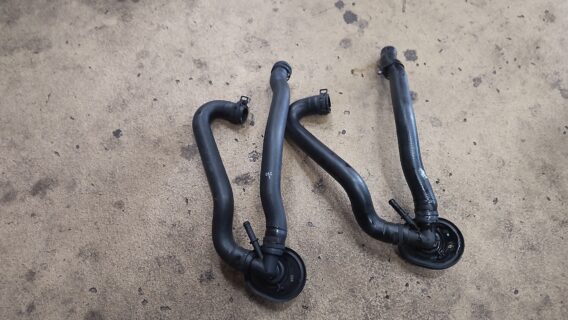 メルセデスベンツ　Ｓクラス　Ｗ２２２　水漏れ修理