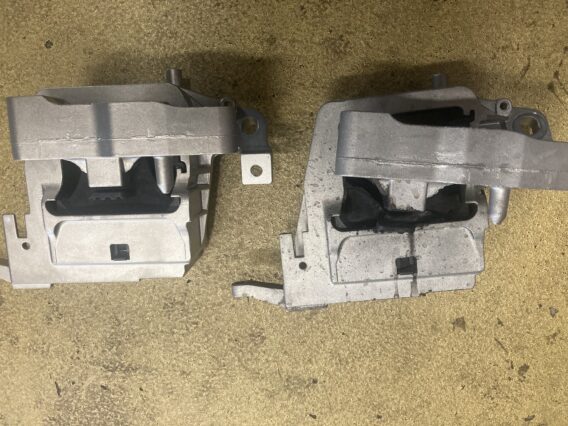 MINI F56 エンジンからゴトゴト音