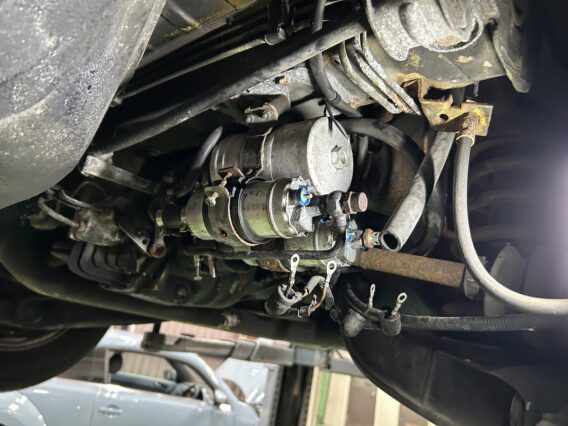 W126　560SEL　ｴﾝｼﾞﾝがかかりません