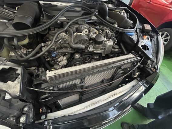 ベンツSクラス（W221型）、冷却水漏れ